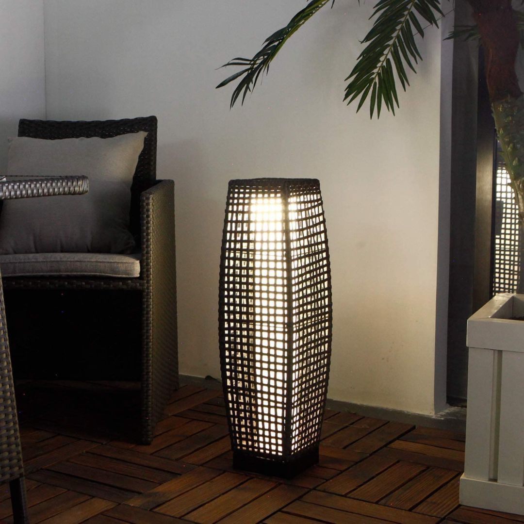 Solar-Powered Wicker Outdoor Lantern Floor Lamp – Weather-Resistant Design