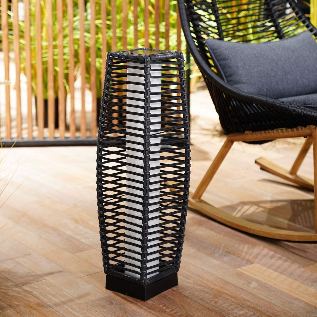 Solar-Powered Wicker Outdoor Lantern Floor Lamp – Weather-Resistant Design