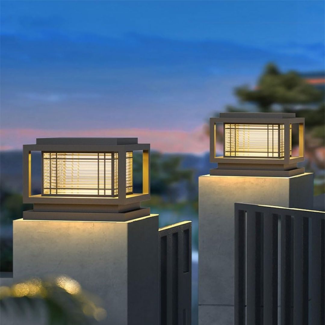 Solar Powered Outdoor Post Light Waterproof Modern Black Aluminum