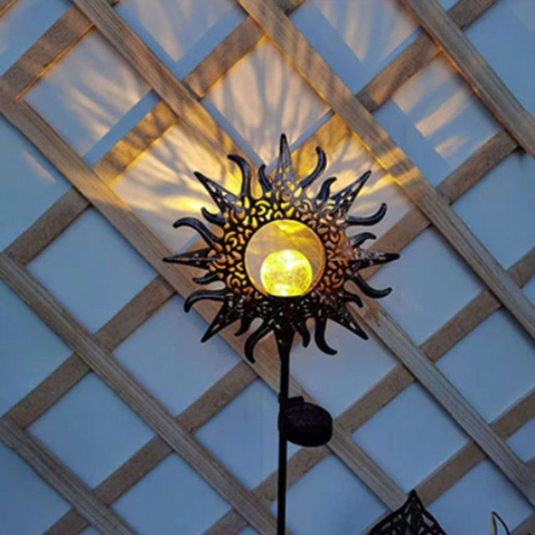 Solar Sun Garden Light with Iron Frame and Glass Globe – Gold