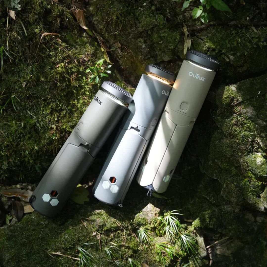 Tripod Telescopic Outdoor Light with Power Bank & Waterproof Design