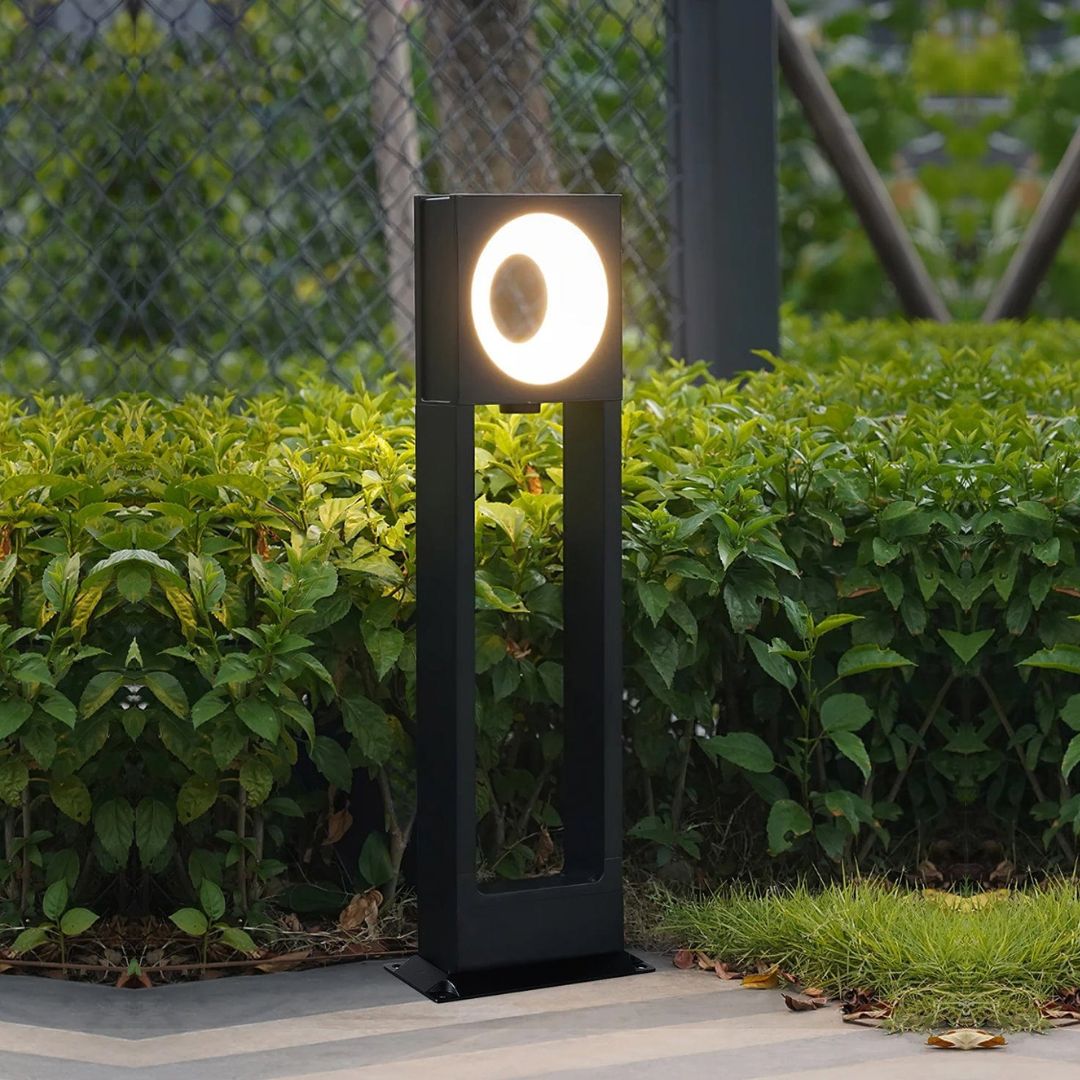 Weatherproof Outdoor Bollard Light for Gardens and Pathways - 3000K LED