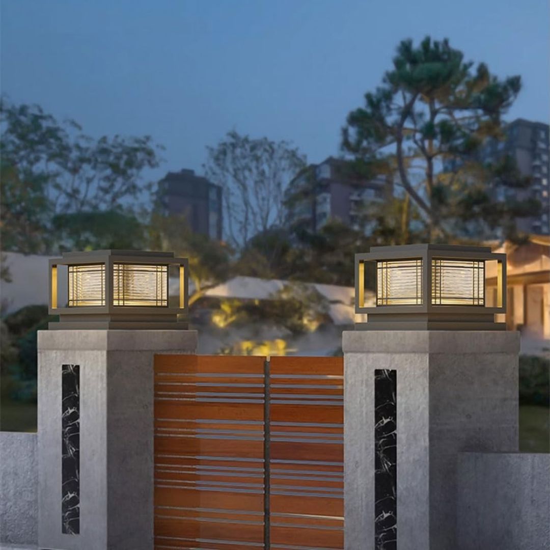 Solar Powered Outdoor Post Light Waterproof Modern Black Aluminum