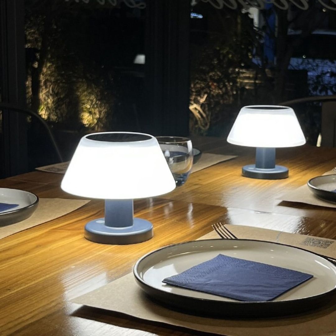 Solar Outdoor Desk Lamp with Adjustable Brightness and Waterproof Design