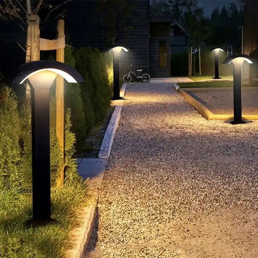 Outdoor LED Bollard Light for Garden and Pathway – 20W Warm White