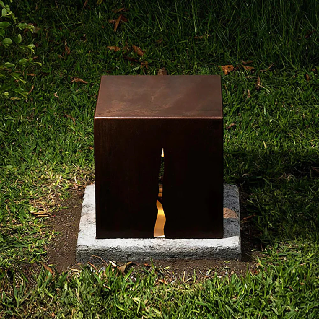 Modern Cube Outdoor Light with Integrated LED – IP65 Waterproof Garden Lighting
