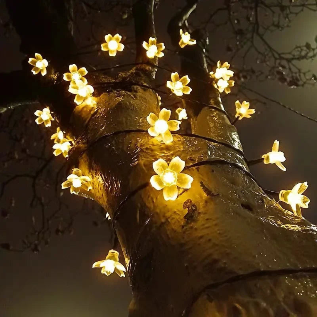 Solar Garden Light – Eco-Friendly Outdoor LED Flower Decoration