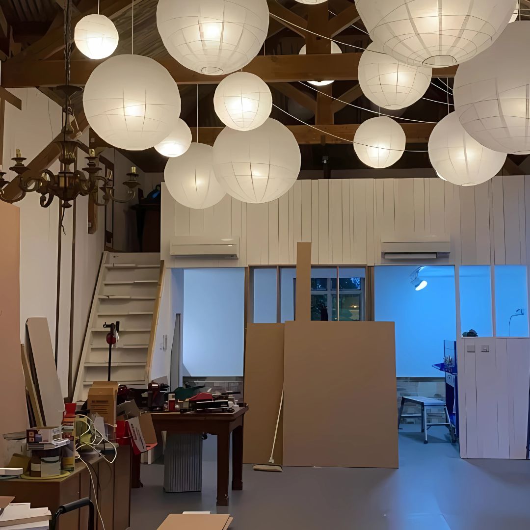 Hanging Paper Lanterns – Elegant Rice Paper Lantern Lights for Events