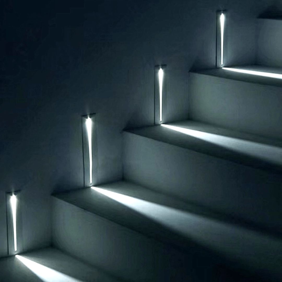 Sleek Foot Light with CREE LED, IP65 Waterproof Metal Design - Warm White