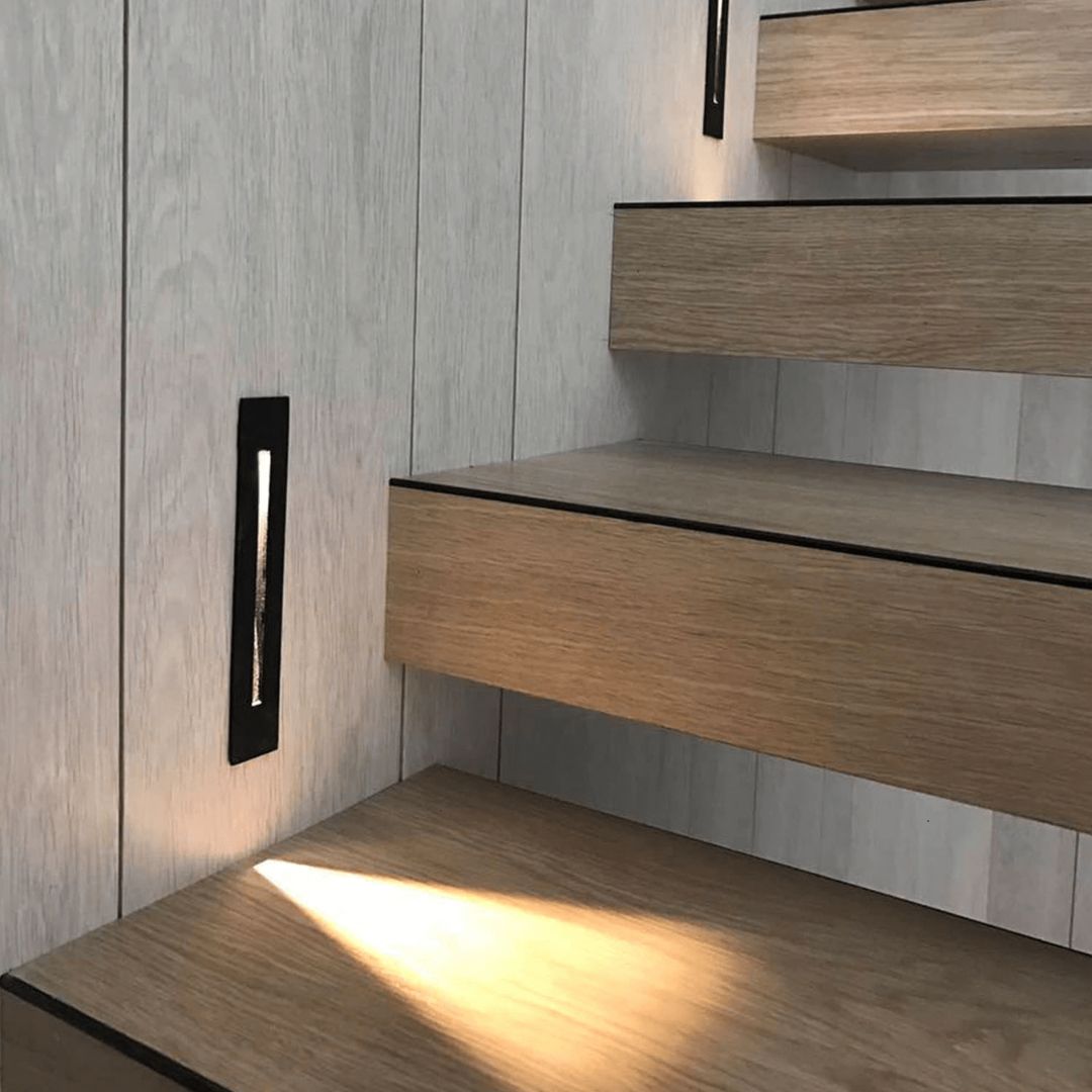 Sleek Foot Light with CREE LED, IP65 Waterproof Metal Design - Warm White