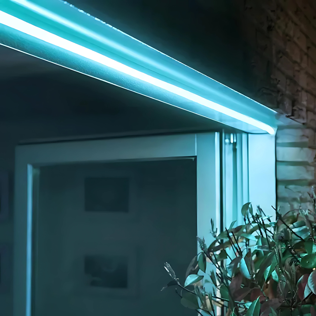 Smart Outdoor Lightstrip 5m Clear 2000K–6500K 16M Colors Diffused