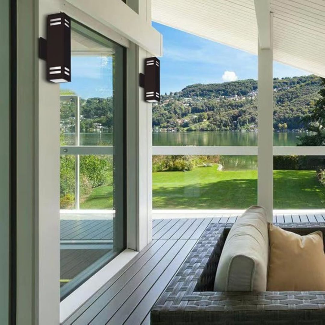 Outdoor Wall Sconce Light IP65 Bronze Aluminum Modern