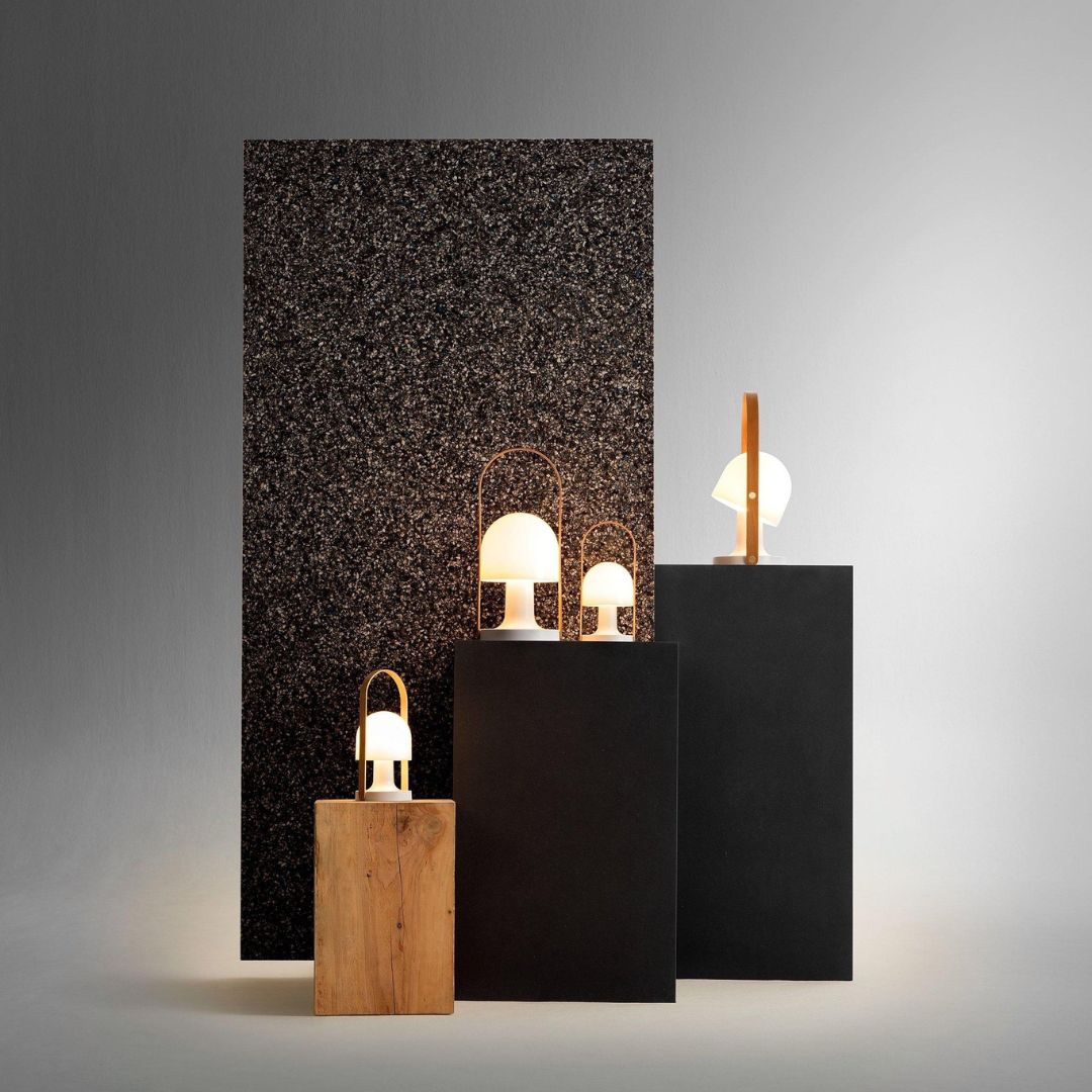 Portable Cordless Table Lamp with Dimmable LED and Lightweight Design