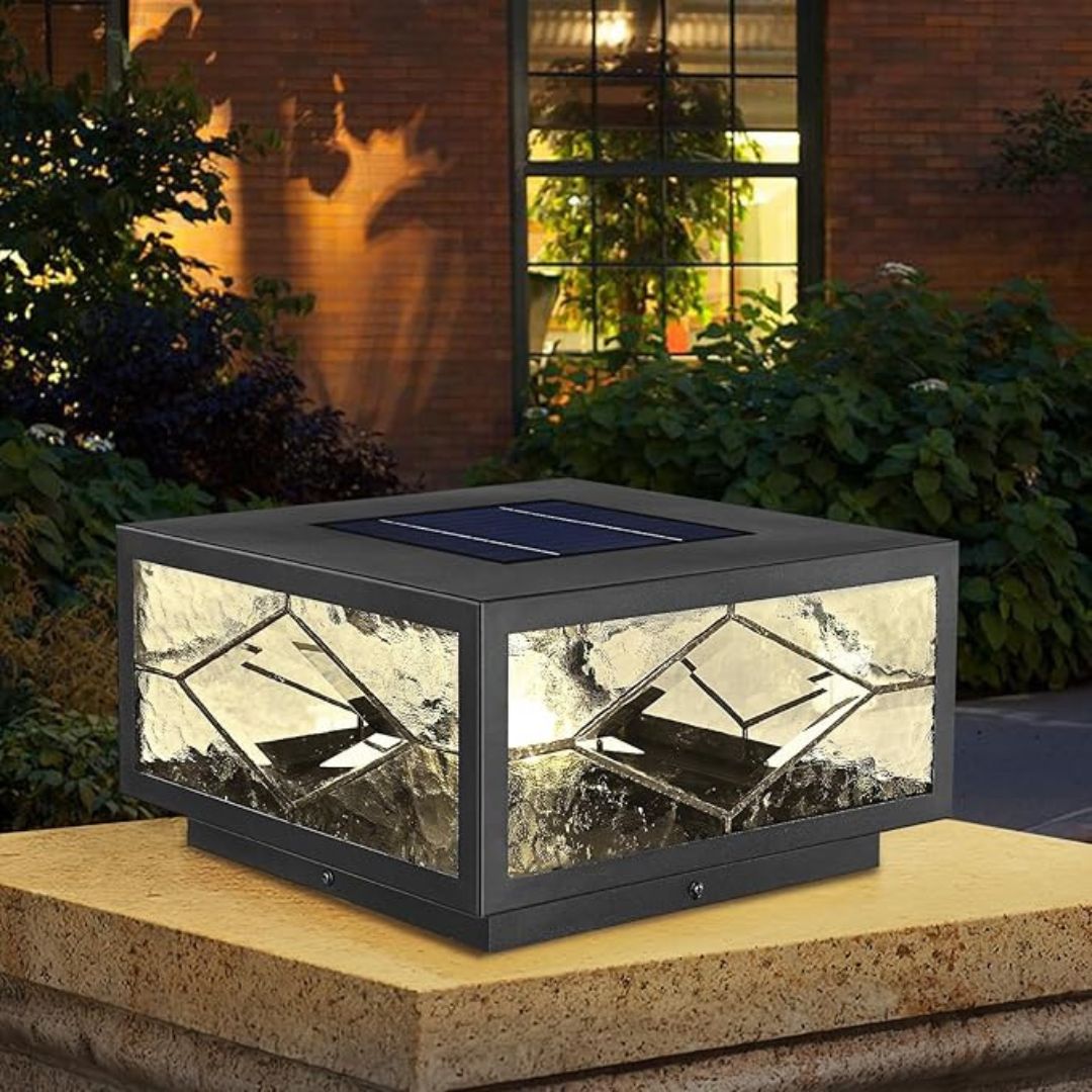 Solar Fence Post Light Solder Glass LED Waterproof with Remote Control