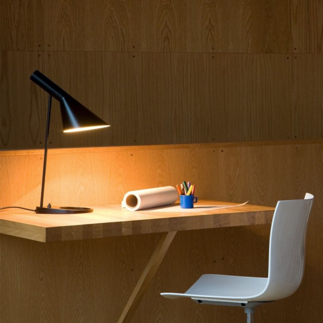 Modern Tilted Desk Lamp – Black or White Metal, E27 Socket, Angled Cone Shade