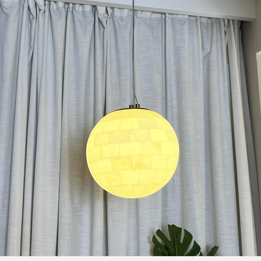 Elegant Brass and Alabaster Pendant Light – Modern Kitchen Hanging Lights