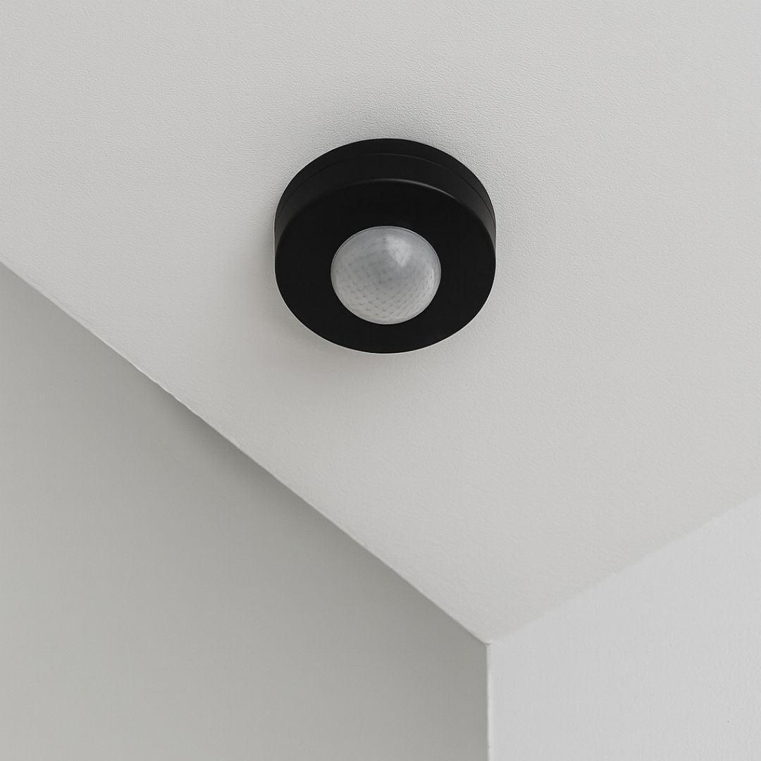 Motion Sensor Light 360 Degree Ceiling Mount IP44 Black Plastic