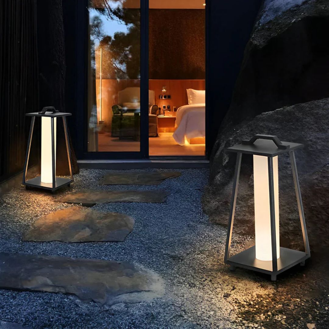 Outdoor LED Lantern Light Stainless Steel Solar Floor Lamp