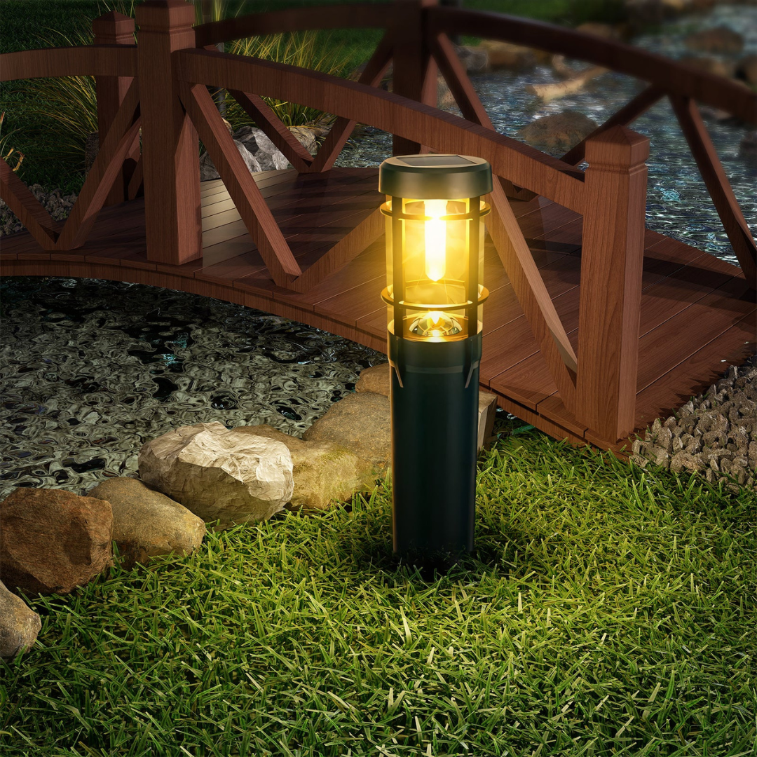 Solar Pathway Lights – Waterproof, 14h, Auto On/Off