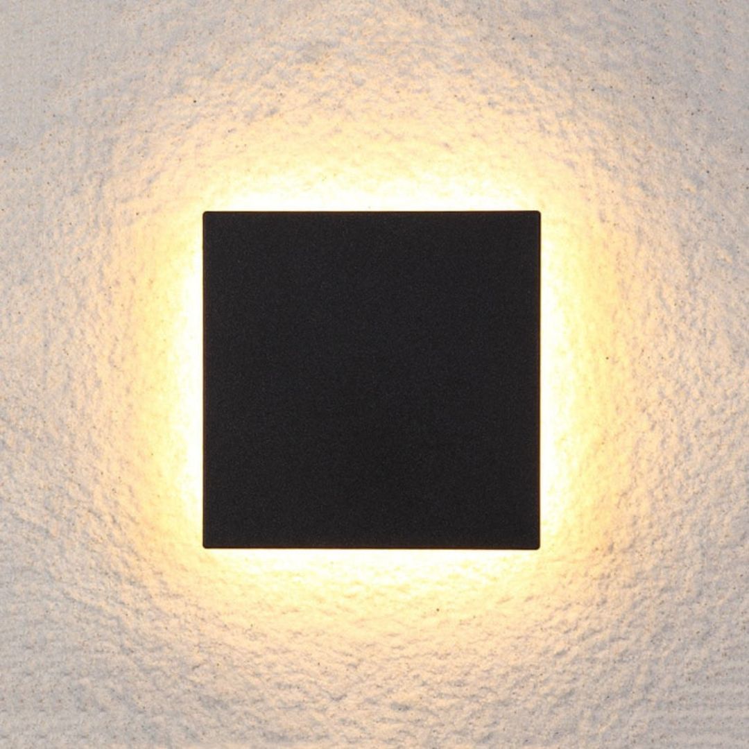 Outdoor Waterproof LED Wall Light in Black Aluminum – 12W IP Rated
