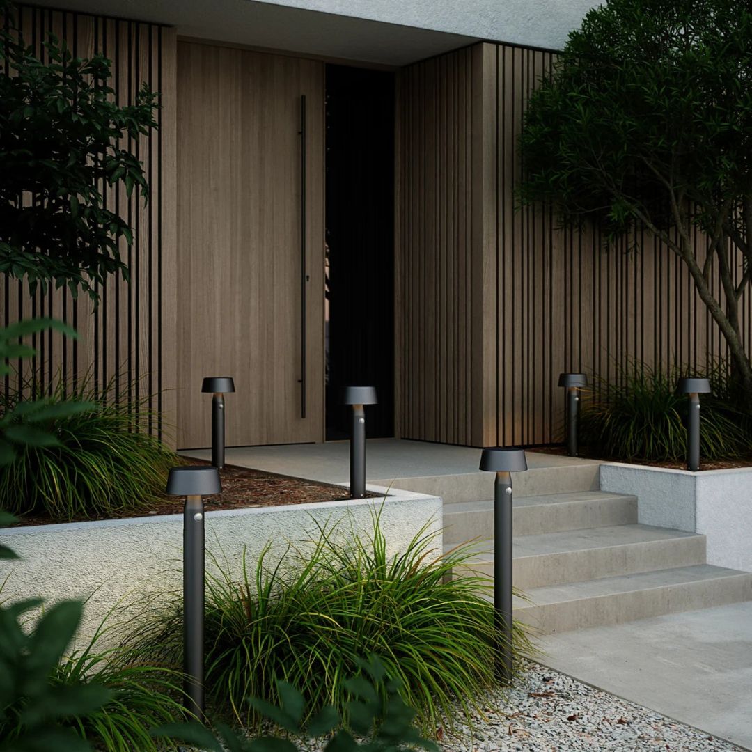 Solar-Powered Outdoor Light with Motion Sensor – 360-Degree Illumination