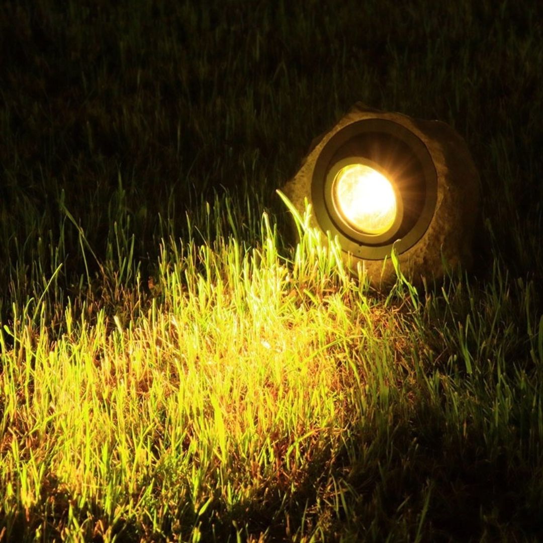 Solar Rock Light Outdoor LED Spotlight Waterproof IP65 – Warm White