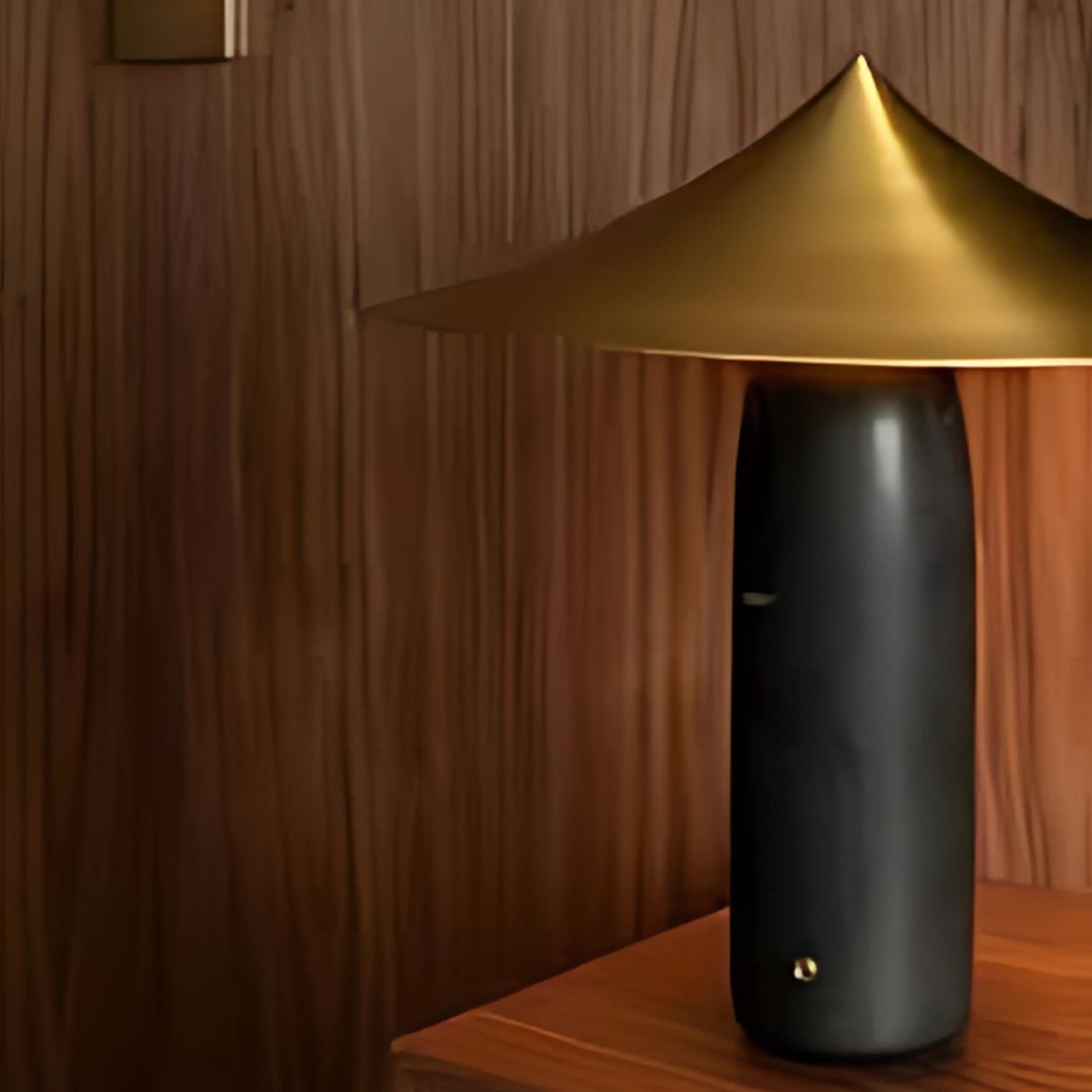 Elegant Table Lamp with Marble Base and Integrated LED – Modern Bedside or Desk Lamp