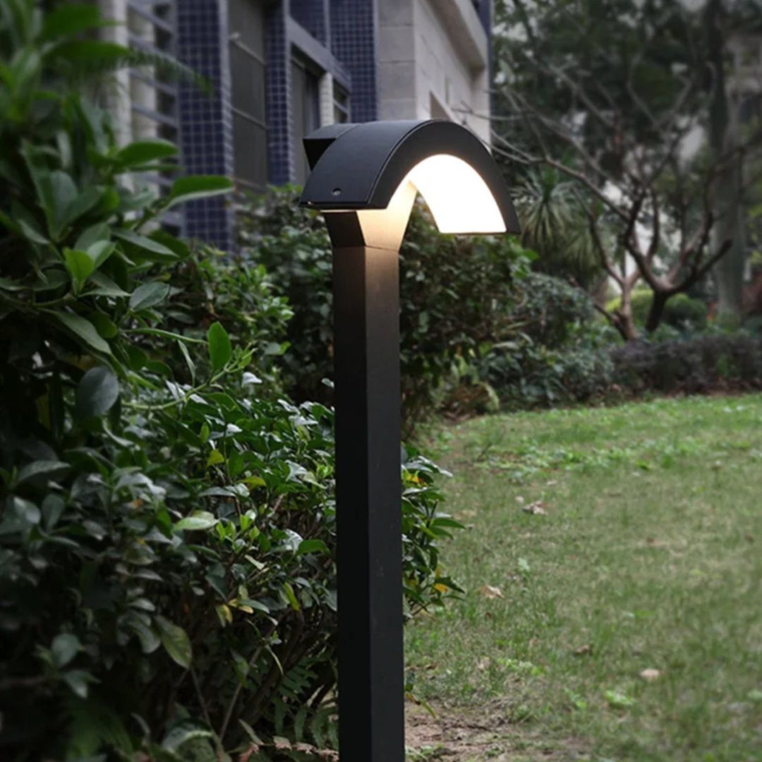 Outdoor LED Bollard Light for Garden and Pathway – 20W Warm White