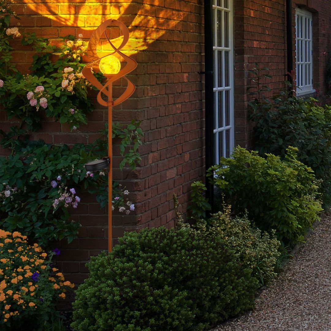 Solar LED Garden Light Rust Metal IP44 Crackle Globe