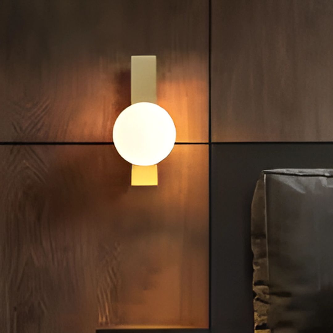Modern Bronze Wall Sconce, 12x26cm Elegant Wall Lamp for Stylish Lighting