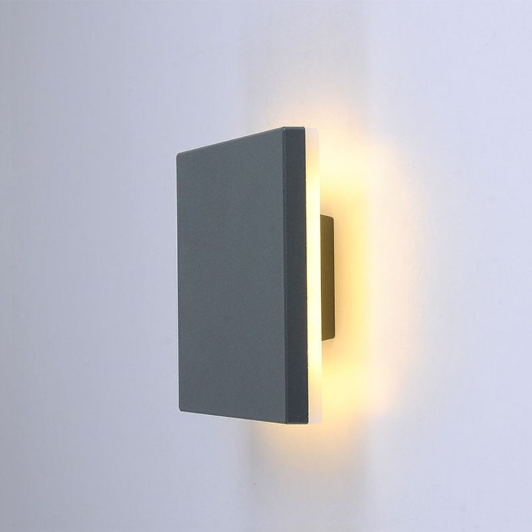 Outdoor Waterproof LED Wall Light in Black Aluminum – 12W IP Rated