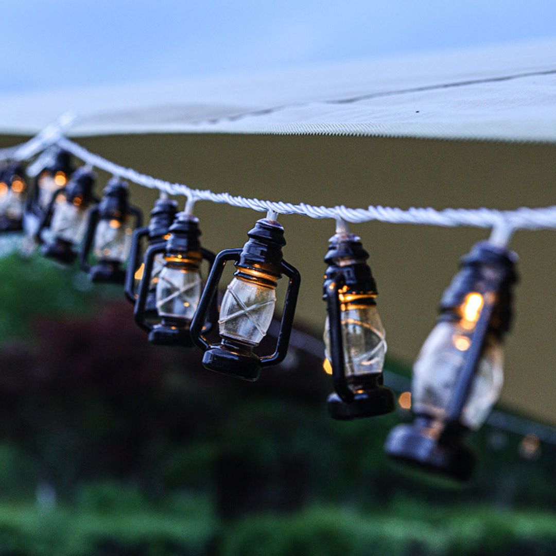 Outdoor Solar Lanterns - Waterproof LED Garden Lantern Lights with 24-Hour Runtime