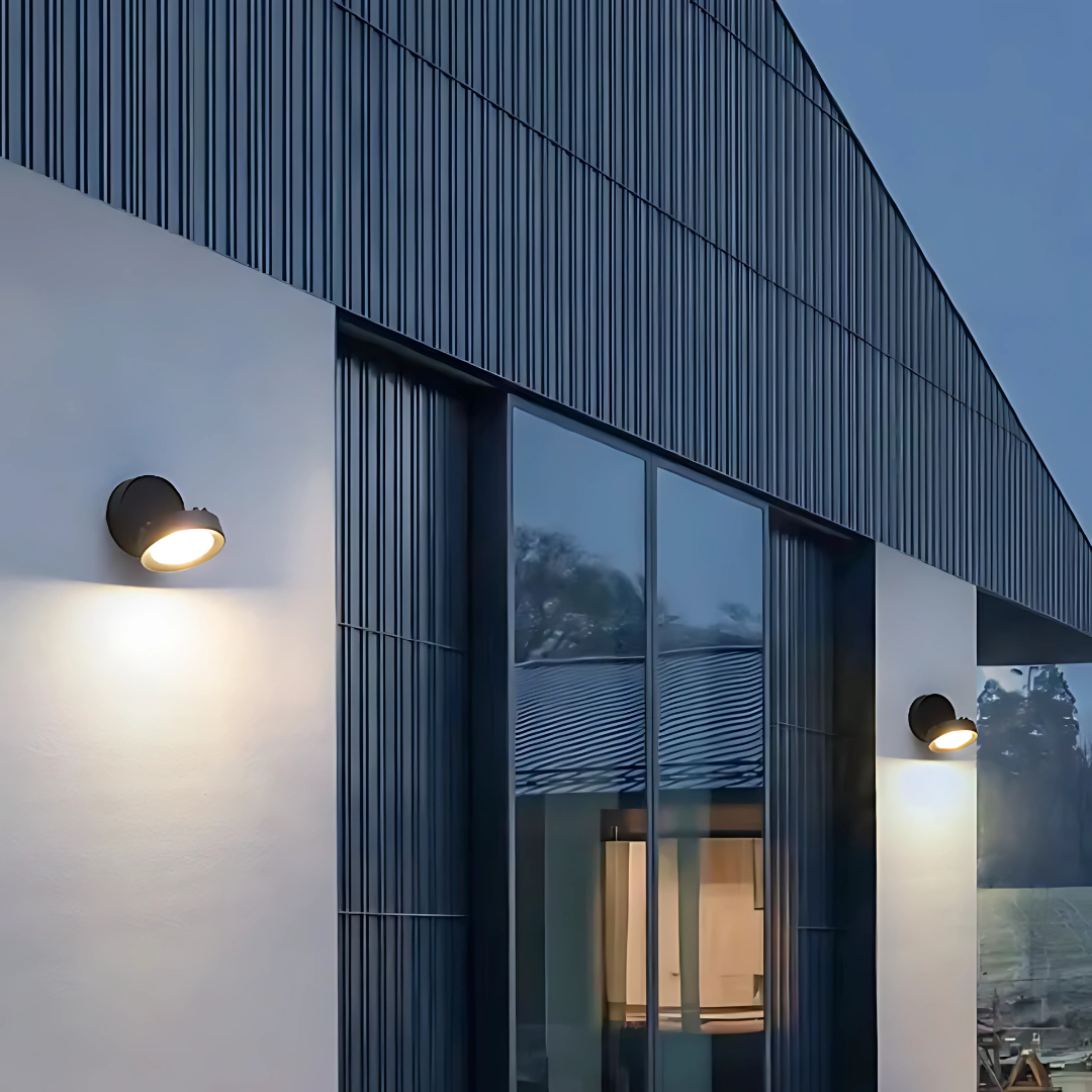 Outdoor Wall Light 12W LED IP65 Round Black Aluminium Adjustable