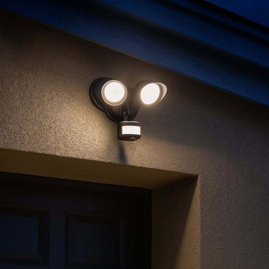 Outdoor LED Security Light with Dual Adjustable Heads – 28W Wall Light